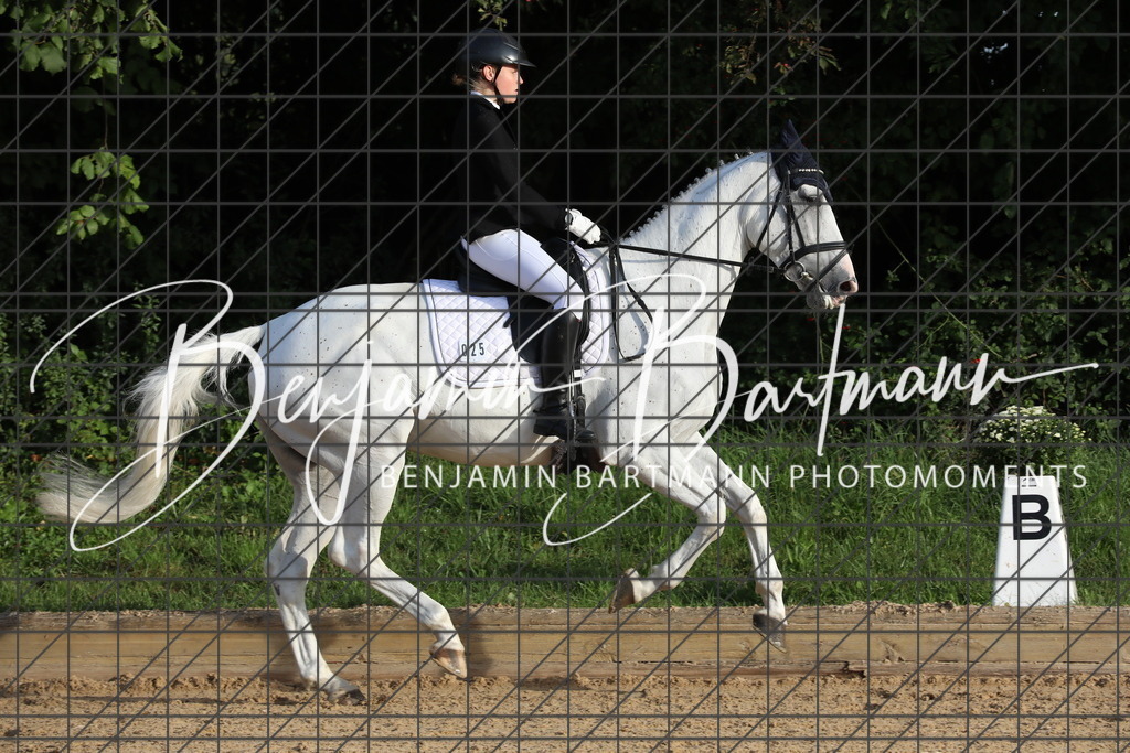 AZ2A1507 | Benjamin Bartmann Photomoments