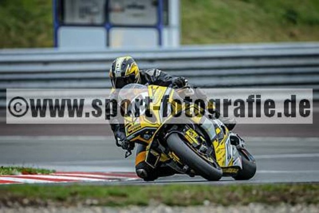 spof9564 | Professionelle Fotos von Sportveranstaltungen, aber auch Hochzeiten und anderen Events. - Realisiert mit Pictrs.com