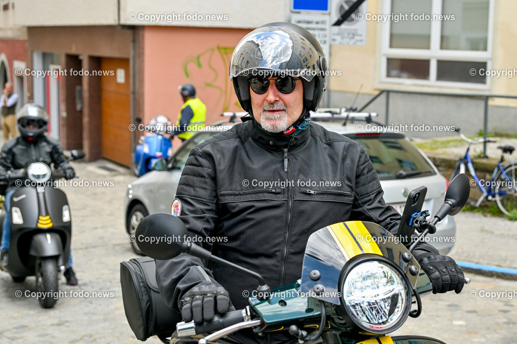 Vespatreffen 2024 Altstadt Linz_ 15.06.2024-57 | 15.06.2024, Linz, AUT, Altstadt Linz, im Bild Vespatreffen in der Altstadt Linz 2024©Harald Dostal / fodo.news