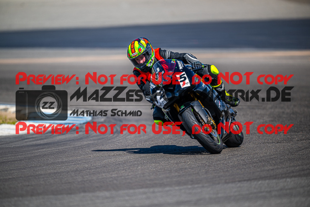 MaZZes_FotoMatrix_230410_9597 | INST