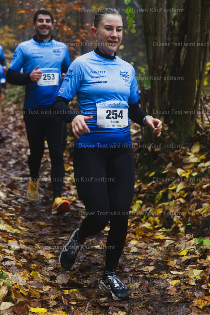 cineathletes-huegelland-2025-11-09-10-56-06 | Sportfotografie rund um Obstacle Course Racing und Trail Run - Realisiert mit Pictrs.com