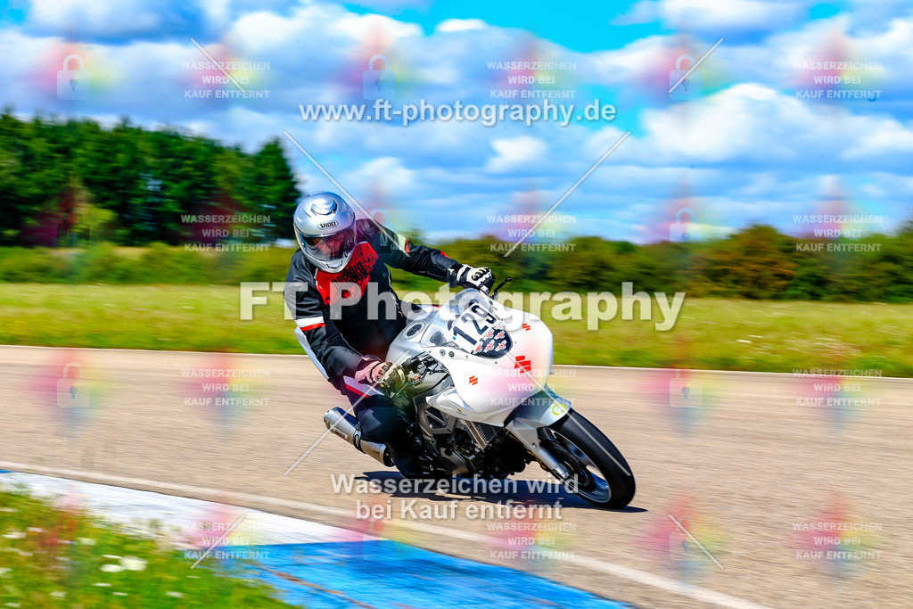 _OUR6395 | Hier findet Ihr Bilder von Touristenfahrten auf der Nürburgring Nordschleife oder von anderen Veranstaltungen die ich besucht habe. Viel Spass beim Durch Schauen 