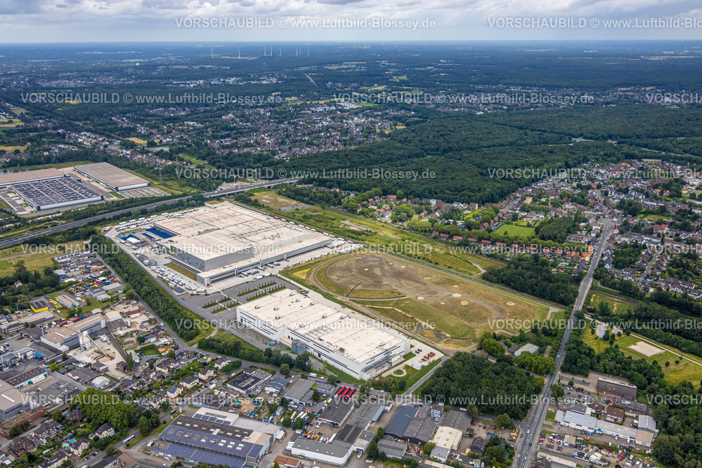 Oberhausen240701880 | Luftbild, Gewerbegebiet Schwarze Heide, Edeka Zentrallager Logistikzentrum, an der Autobahn A3, Baustelle und Picnic E-Food-Lager, Goldammerweg, Waldteich, Oberhausen, Ruhrgebiet, Nordrhein-Westfalen, Deutschland