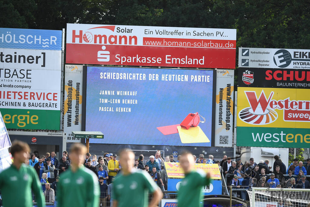 SV Meppen-VfB Lübeck | Herren Regionalliga Nord; SV Meppen (blau)-VfB Lübeck (weiß) am 01.08.2025 in Meppen (Hänsch-Arena), Photo: Philip Eiben 2025 - Realisiert mit Pictrs.com