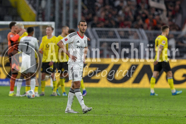 08.05.2026, GER, Fussball, Herren, 1. BL, Saison 2025/2026, Borussia Dortmund - Eintracht Frankfurt | Ellyes Skhiri (SGE) ist enttäuscht nach der Niederlage