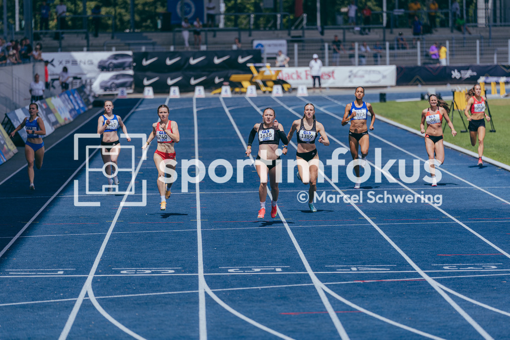 DM U23 U18 Bochum 2026 | Zieleinlauf 400-Meter-Lauf wU18 Finale, Deutsche Meisterschaften der U18 &amp; U23 2026, Lohrheidestadion Bochum-Wattenscheid, 04.07.2026 Foto: Marcel Schwering / sportimfokus - Realisiert mit Pictrs.com