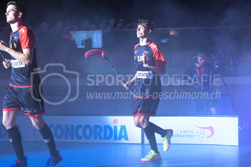 HC Rychenberg vs. Floorball Köniz - 28. August 2022 | HC Rychenberg vs. Floorball Köniz
AXA Arena, Winterthur
Severin Ott (#12 HC Rychenberg)
Bild: Sportfotografie Markus Aeschimann | www.markus-aeschimann.ch - Realisiert mit Pictrs.com