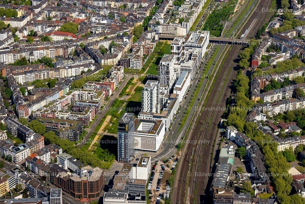 Luftbild Düsseldorf-2138 | Luftbild Büro- und Geschäftshaus- Ensemble " Le Quartier Central " an der Toulouser Allee im Ortsteil Stadtmitte in Düsseldorf im Ruhrgebiet im Bundesland Nordrhein-Westfalen. - Realisiert mit Pictrs.com