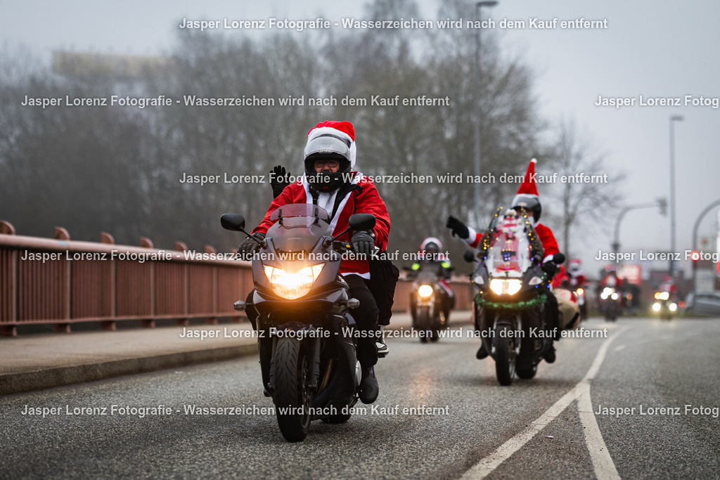 X-Mas Ride I Kiel I 2025 | Jasper Lorenz Fotografie - Realisiert mit Pictrs.com