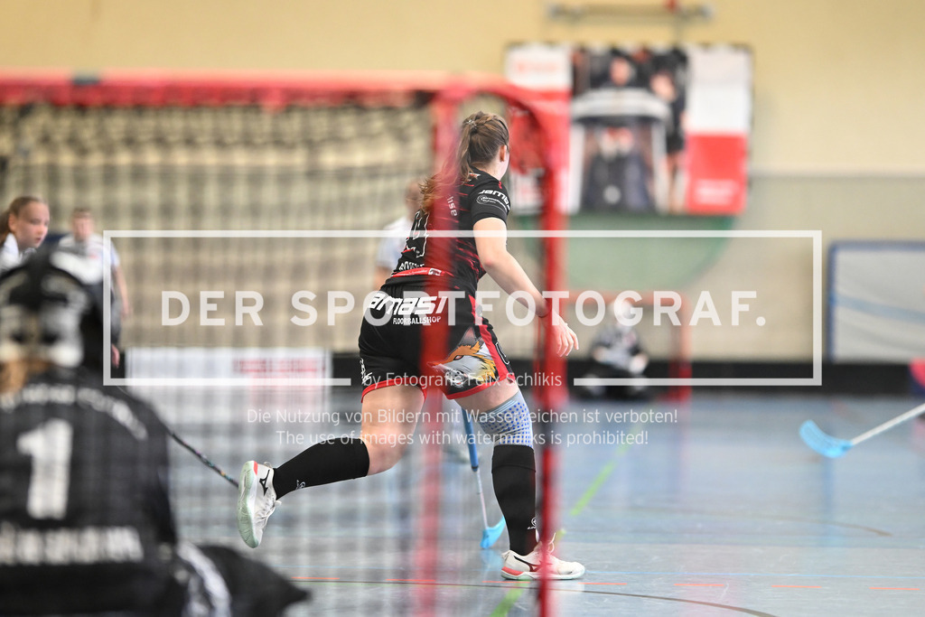Floorball I Frauen I Saison 2023-2024 I 1. Frauen Floorball-Bundesliga I Playoffs 3. Spieltag I ETV Lady Piranhhas Hamburg - Dümptener Füchse I 48310 | Der Sportfotograf. - Realisiert mit Pictrs.com