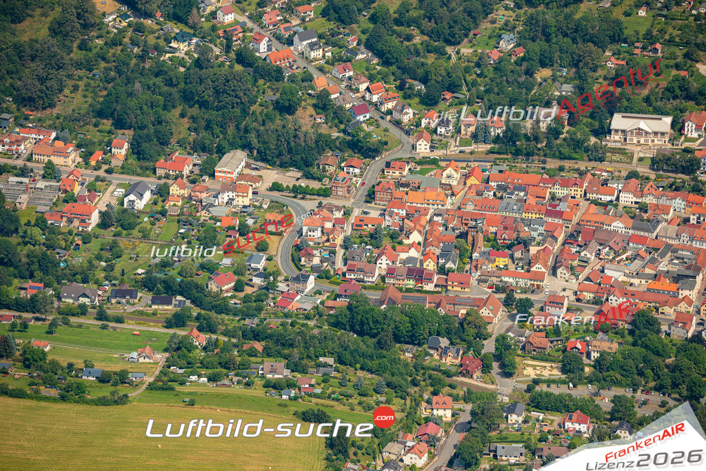 Das Luftbild zeigt :  Bad Blankenburg - Die Luftaufnahme wurde 2024 vom UL-Flugzeug aus erstellt ( keine Drohne ) - Hochauflösende Luftaufnahme - Für grossformatige Ausdrucke geeignet. Die Geschenkidee !Mit Lizenz und Bildrechte bestellbar