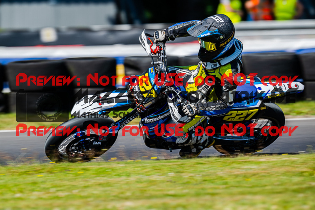 MaZZes_FotoMatrix_220703_9262 | S2