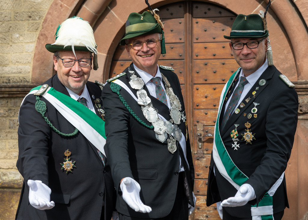 top-top.de-250705-156 | Foto, Video, Fotografie, Videografie, Fotobox, DJ, Discjockey, Musik, Musikbox, Veranstaltung, Photobooth, Amazon, Ebay, Buchtipp, Bestseller, Autor, Verlag, Buch, Wesel, Hamminkeln, NRW, Dinslaken, Rees, Drohne, Hochzeit, Party, Fotobox, Wesel, Fotograf