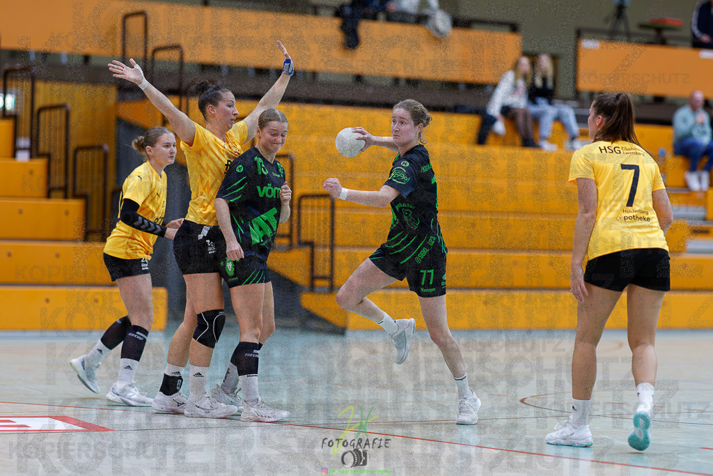 Frauen Oberliga Mitte (HHV); HSG Kleenheim/Langgöns II - HSG Eibelshausen/Ewersbach | Frauen Oberliga Mitte (HHV); HSG Kleenheim/Langgöns II - HSG Eibelshausen/Ewersbach am 01.11.2025 in Oberkleen (Weidig-Halle)Photo © 2025 - Jörg Heinrich - Realisiert mit Pictrs.com