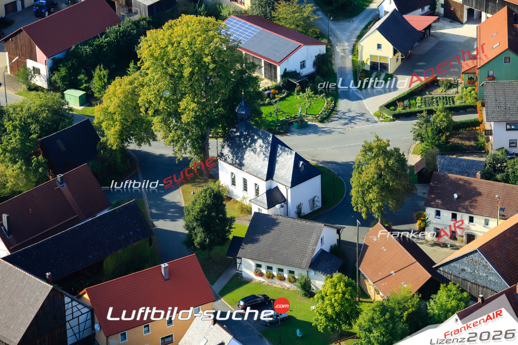 Die Luftaufnahme Großziegenfeld - Weismain wurde vom UL-Flugzeug (keine Drohne) aus fotografiert.Hohe Druck- Auflösung-die Geschenkidee!