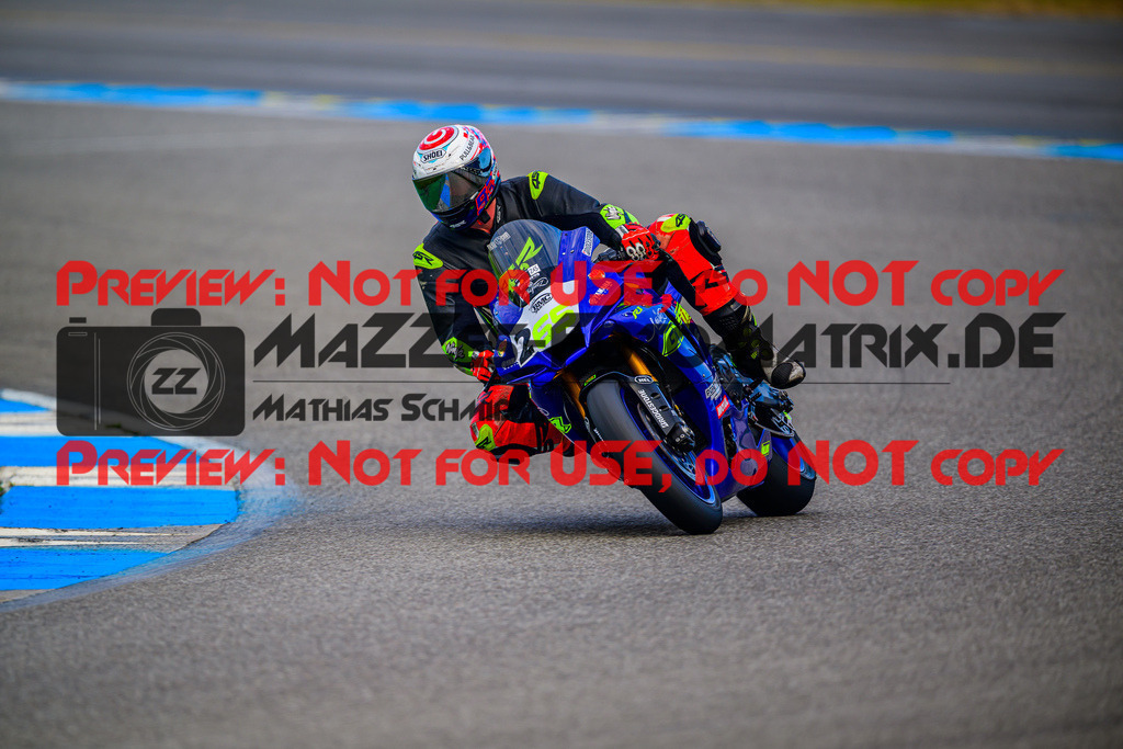 MaZZes_Fotomatrix_20250929_6007705_5603-2 | WEISS