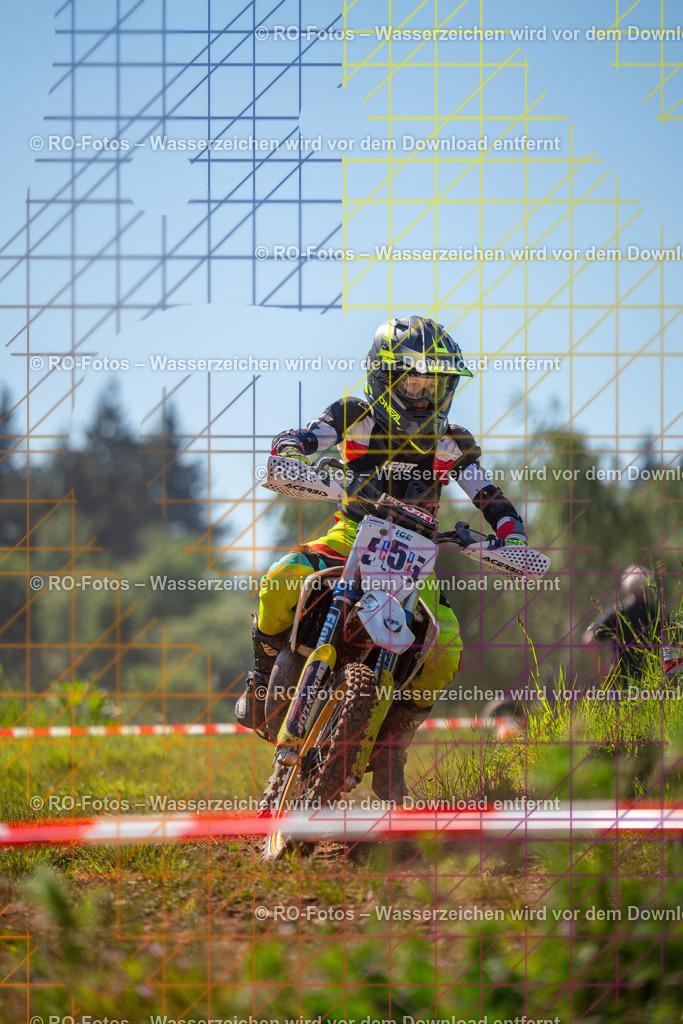 Wolfshausen 1 Lauf -765 | Sportfotografie von RO-Fotos: Motorsport, Motocross, Enduro, Laufveranstaltungen und Triathlon. Professionelle Fotos von Sportlern und Events. - Realisiert mit Pictrs.com