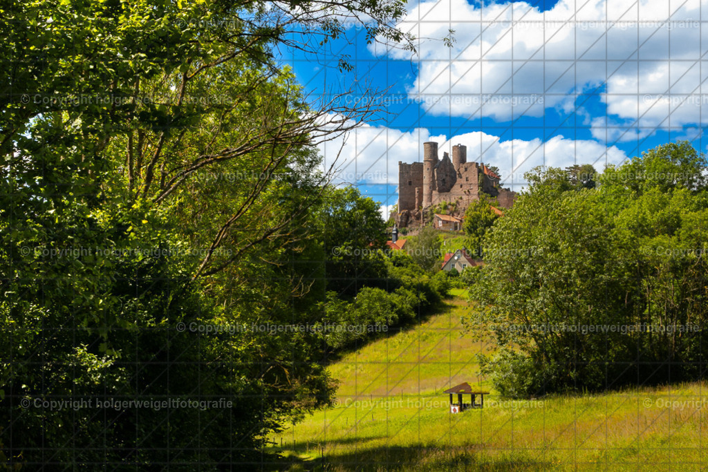 Burg Hanstein | Kaufen sie online außergewöhnliche Fotografien auf Leinwand Acrylglas Fotoprint Aludibond von holgerweigeltfotografie - Realisiert mit Pictrs.com