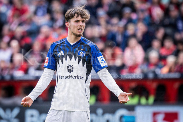German Bundesliga, Bayer 04 Leverkusen vs. Hamburger SV, 16.05.2026 | LEVERKUSEN, GERMANY - MAY 16, 2026 :  Otto Stange (Hamburger SV, 49) gestures during the German Bundesliga match on gameday 34 between Bayer 04 Leverkusen vs. Hamburger SV at BayArena on May 16, 2026 in Leverkusen, Germany. DFL REGULATIONS PROHIBIT ANY USE OF PHOTOGRAPHS AS IMAGE SEQUENCES AND/OR QUASI-VIDEO.