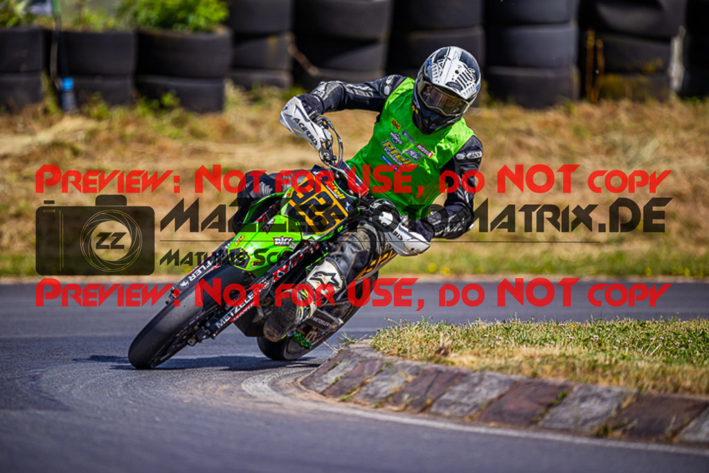 MaZZes_FotoMatrix_220529_0224 | Fotograf Mathias Schmid
Sportfotograf,
Eventfotograf,
Hochzeitsfotograf,
Portraitfotograf