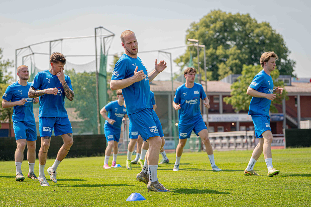 Fußball I Herren I Saison 2026-2027 I Trainingauftakt BW Lohne  I 28750 | jns.sportfotos - Realisiert mit Pictrs.com