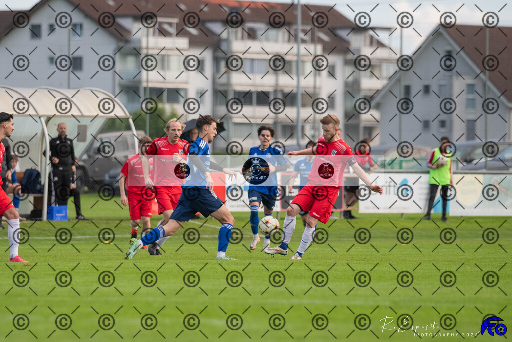 20240524_FC-Oftringen 1 vs FC Frick_084 | Sport und Naturfotografie von Roberto Esposito zeigt echte Momente Bewegung und die Schönheit der Natur. Ausdrucksstarke Bilder schaffen Emotionen.