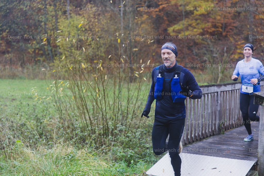 cineathletes-huegelland-2025-11-09-10-45-59 | Sportfotografie rund um Obstacle Course Racing und Trail Run - Realisiert mit Pictrs.com