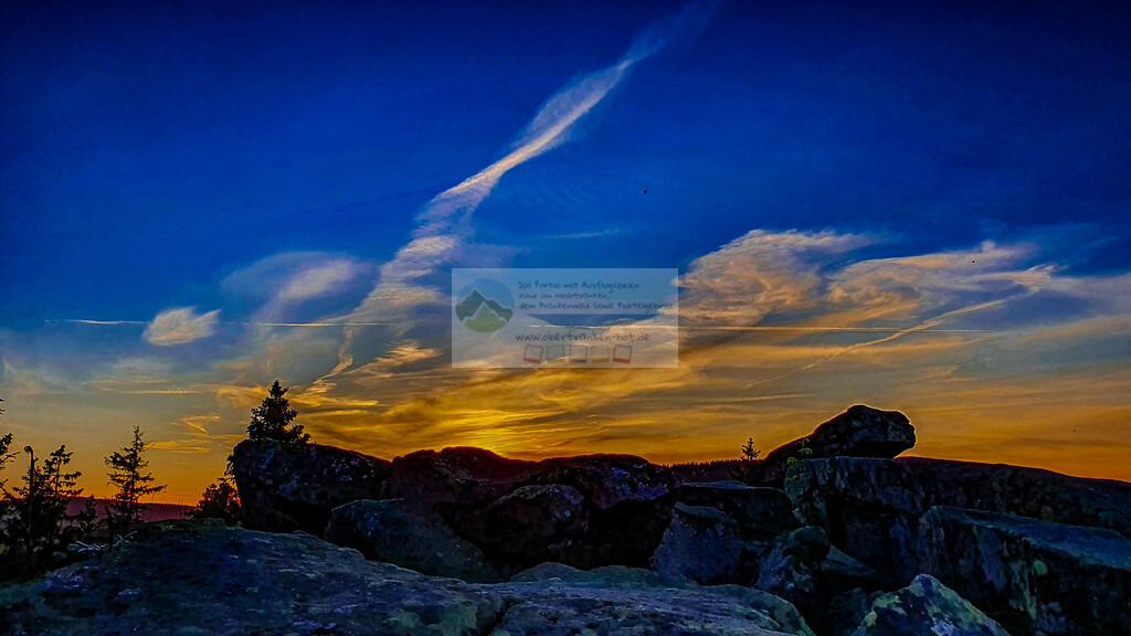 Sonnenuntergang auf der Platte im Fichtelgebirge | Impressionen rund um Hochfranken - Frankenwald - Fichtelgebirge - Realisiert mit Pictrs.com