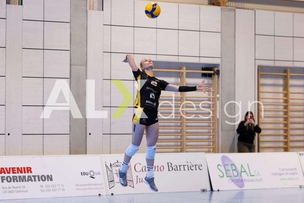 Volleyball I Frauen I Saison 2025-2026 I Volleyball NLA | Women I 1/4 Finals I  BIWI VFM - VC Kanti Schaffhausen I 01.03.2026 | 2 Patrycja Zielińska (PL) (BIWI VFM) – Zuspiel - Realisiert mit Pictrs.com