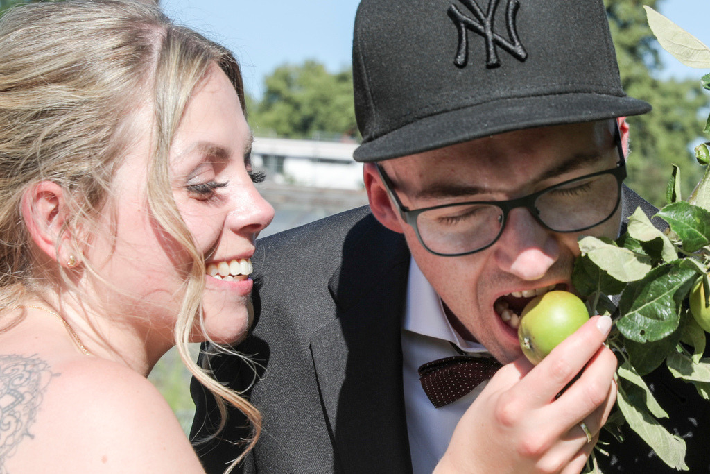 top-top.de Hochzeiten042 | Foto, Video, Fotografie, Videografie, Fotobox, DJ, Discjockey, Musik, Musikbox, Veranstaltung, Photobooth, Amazon, Ebay, Buchtipp, Bestseller, Autor, Verlag, Buch, Wesel, Hamminkeln, NRW, Dinslaken, Rees, Drohne, Hochzeit, Party, Fotobox, Wesel, Fotograf