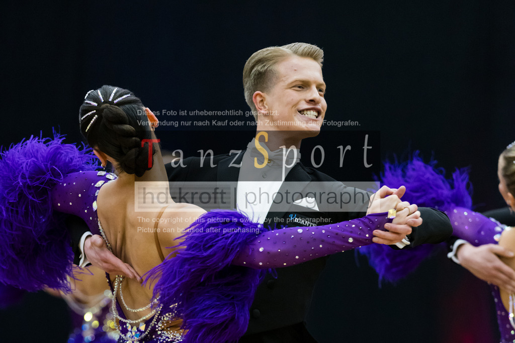 20260314_BL1_Std-Formationen_Nbg4007 | Tanzsportbilder, Standardtanz, Lateintanz, WDSF, DTV, LTVB, dancecomp, goc, hessen tanzt, blaues band der spree, walzer, tango, wiener walzer, slowfox, quickstepp, samba, rumba, cha-cha-cha, paso doble. jive, hd-kroft photography, turniertanzsport