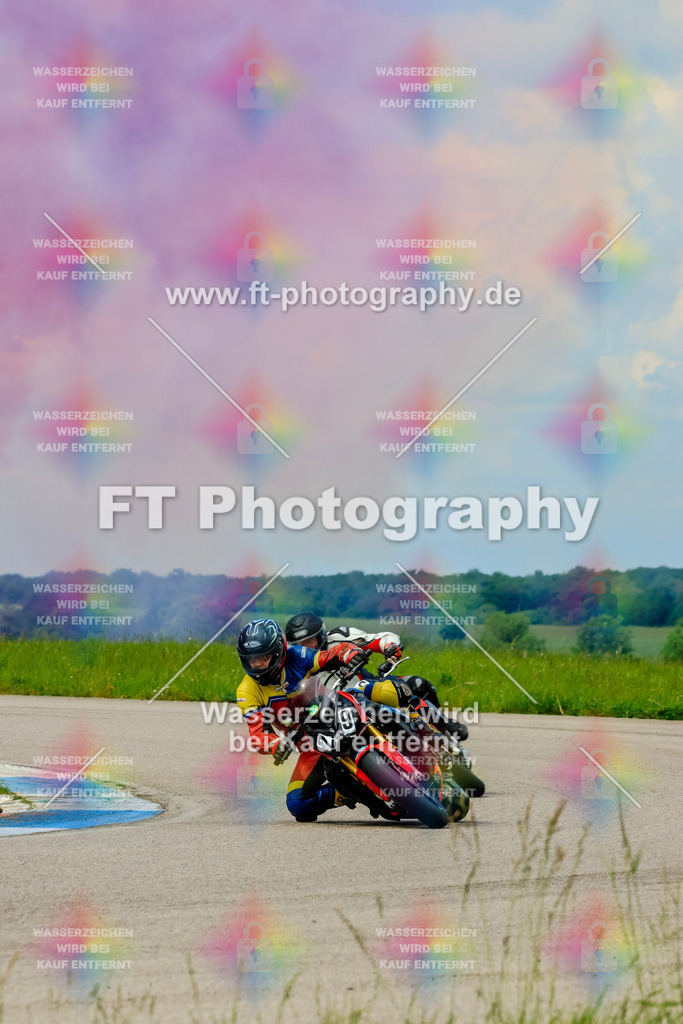 MotoTeam-1130 | Hier findet Ihr Bilder von Touristenfahrten auf der Nürburgring Nordschleife oder von anderen Veranstaltungen die ich besucht habe. Viel Spass beim Durch Schauen 