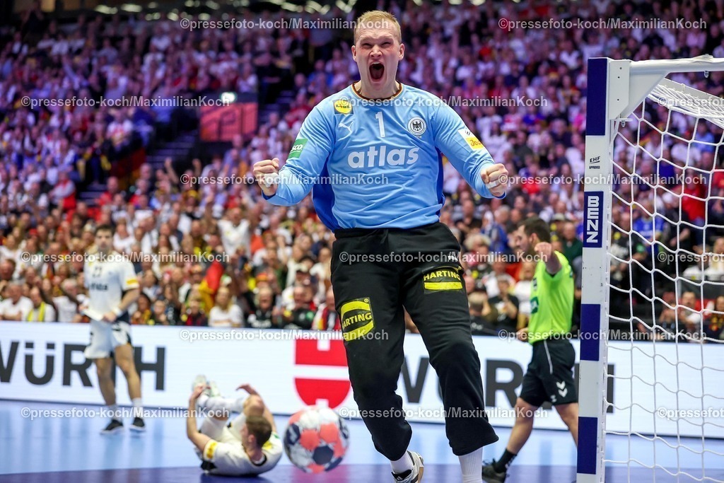 EHF17012602034 | 17.01.2026, Handball, Men's EHF EURO 2026, Deutschland - Serbien, Jyske Bank Boxen in Herning, Dänemark, Preliminary Round:  Philipp Ahouansou (Germany #21) jubelnd