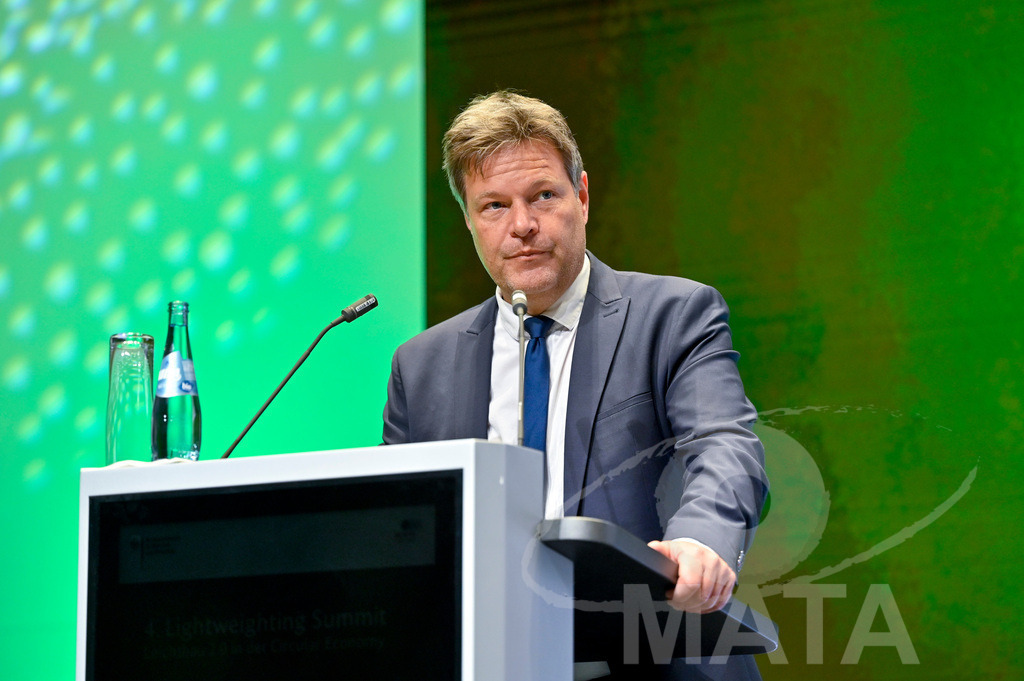 _DWA8081 | MATA IndoCon - Realisiert mit Pictrs.com