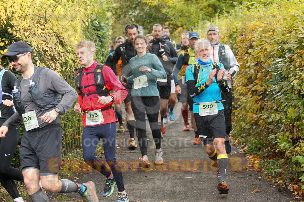 251026_1006_EV4_4232 | Sportfotografie im Rhein-Sieg Kreis, Köln, Bonn, NRW, Rheinland Pfalz, Hessen, etc. Unser Tätigkeitsfeld umfasst den Laufsport vom Volkslauf über den Marathon, Duathlon, Triathon bis zum Ultralauf wie Kölnpfad Ultra oder Schindertrail.