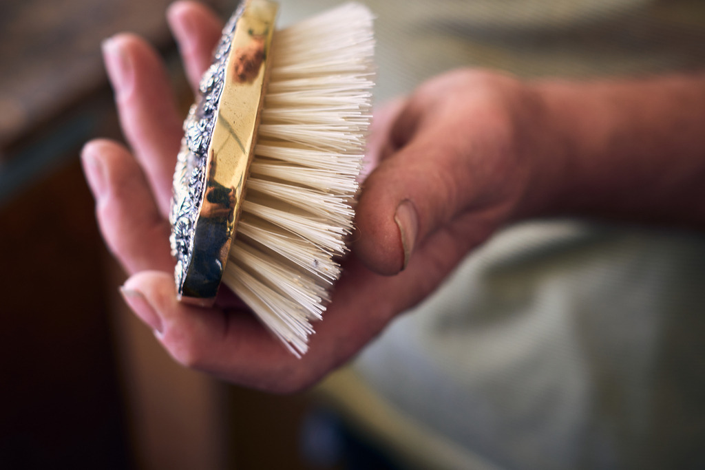 Bürsten und Pinselmacher | Wien, Austria - August 04, 2022; Bürsten und Pinselmacher Norbert Meier - Realisiert mit Pictrs.com