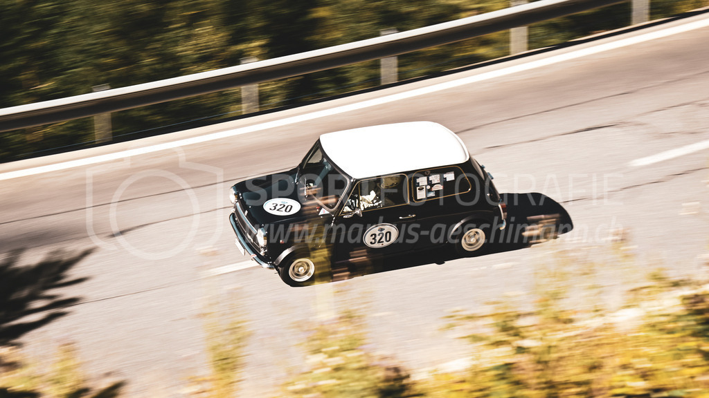 19. Arosa ClassicCar 2023 - 1. September 2023 | 19. Arosa ClassicCar 2023
Arosa, Schweiz
Tschudin Hansjörg aus Zürich mit der Startnummer 320 in einem Innocenti Mini Cooper, Jahrgang 1974, in der Klasse Sport Trophy.
@arosaclassiccar, @arosa.official, #arosaclassiccar, #arosa, #76curves, #classiccar
Bild: Sportfotografie Markus Aeschimann | www.markus-aeschimann.ch - Realisiert mit Pictrs.com