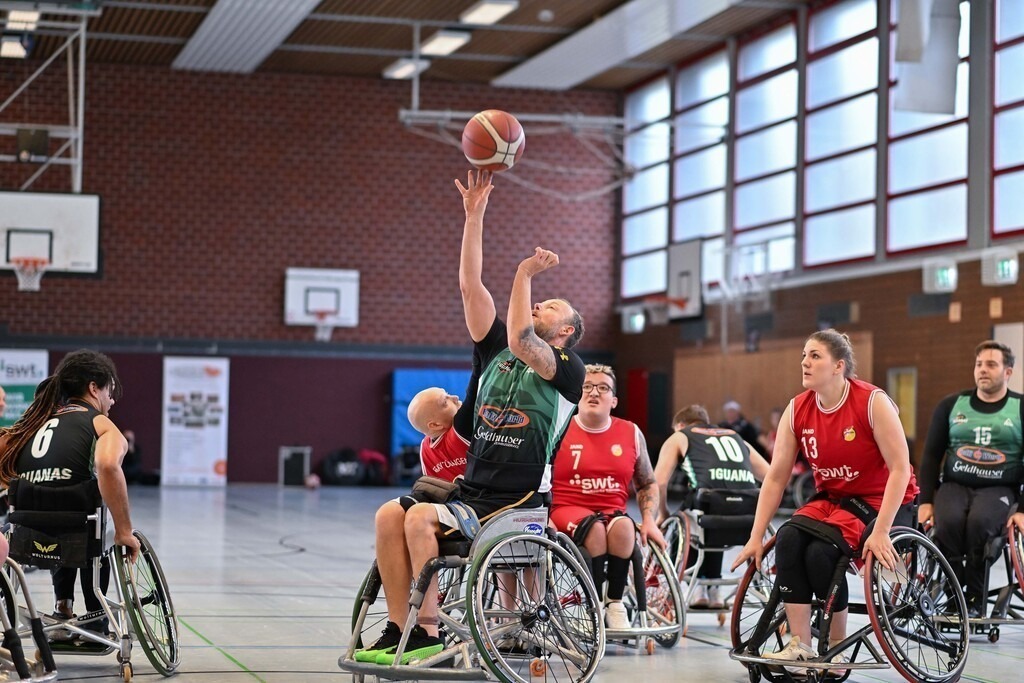 2025-11-30-Ralph_Kunze-4515 | Ralph Kunze - Realisiert mit Pictrs.com