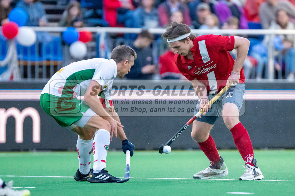 Final4_20240518-2108-0034 | Bonn, Deutschland, 18.05.2024:  in Aktion waehrend des Spiels der Deutsche Feldhockey-Meisterschaften 2024 zwischen Final 4 Herren Hamburger Polo Club - Der Club an der Alster im Bonner THV am 18.05.2024 in Bonn, Deutschland. (Foto von Stephan Fehrmann)

Bonn, Germany, 18.05.2024:  in action during the game of Deutsche Feldhockey-Meisterschaften 2024 between Final 4 Herren Hamburger Polo Club - Der Club an der Alster in Bonner THV at 18.05.2024 in Bonn, Deutschland. (Foto from Stephan Fehrmann)