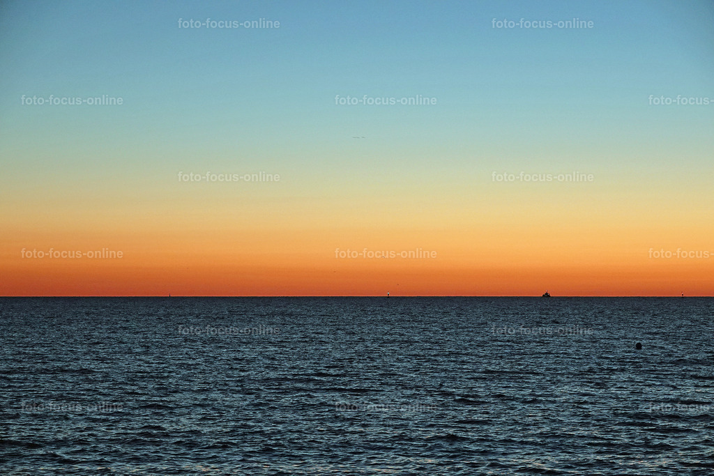Daybreak in the Bay of Lübeck | foto-focus-online