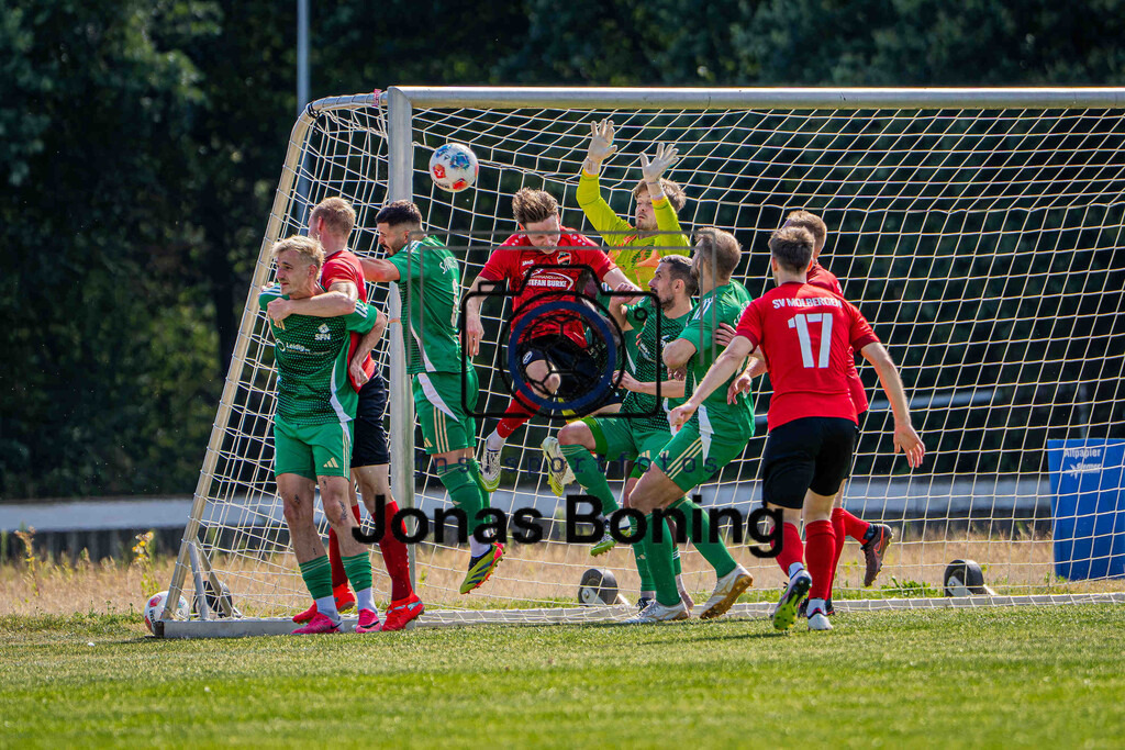 Fußball I Herren I Saison 2026-2027 I Bezirksliga Weser-Ems 4  I 1. Spieltag I SFN Vechta - SV Molbergen I 16529 | jns.sportfotos - Realisiert mit Pictrs.com