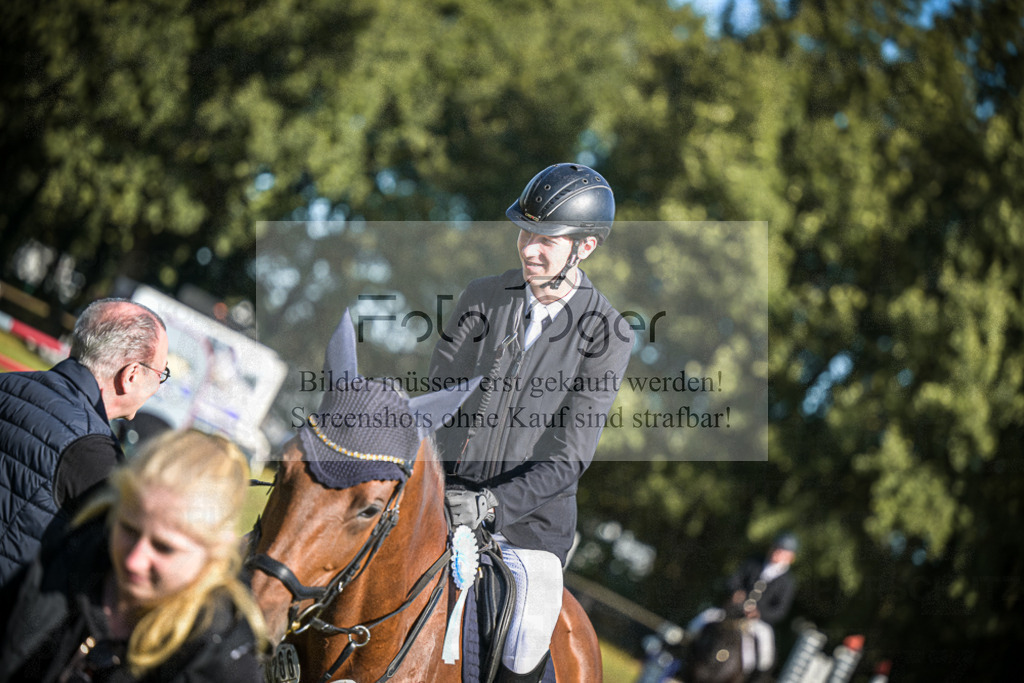 DOS_0039 | Entdecke hochwertige Reitturnierfotos von Foto Oger. Professionell, emotional und authentisch – jetzt Lieblingsmomente im Shop bestellen.Deutschlandweite Turnierfotografie. - Realisiert mit Pictrs.com