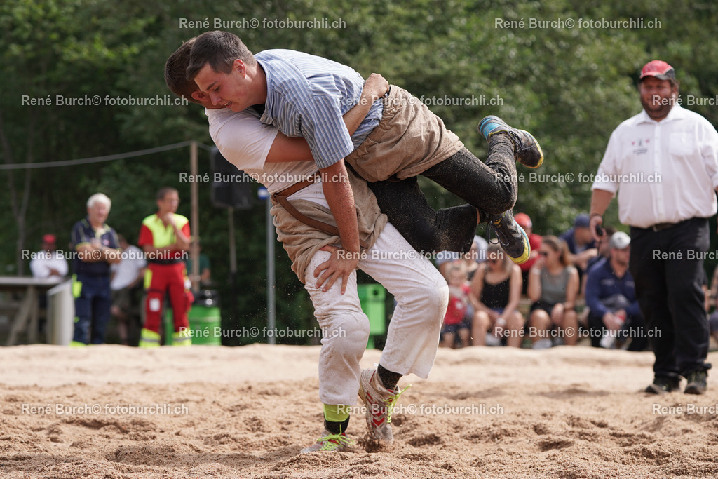 DSC09558-2 | René Burch leidenschaftlicher Fotograf aus Kerns in Obwalden.  Hier finden sie Sport, Landschaft und Natur Fotografie.
 - Realisiert mit Pictrs.com