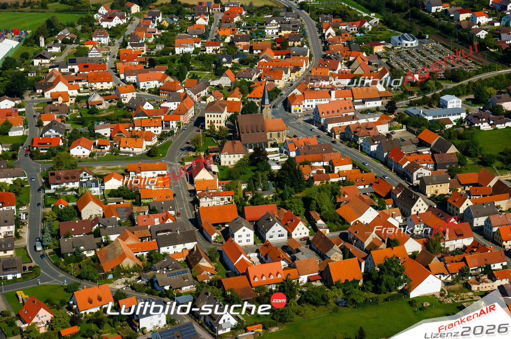 Die Luftaufnahme der Stadt Breitengüßbach wurde vom UL-Flugzeug heraus erstellt ( keine Drohne )- hohe Auflösung für beste Qualität