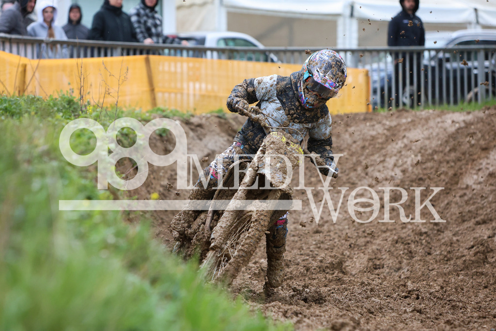 5E6A3322 | 989 MEDIAWORK