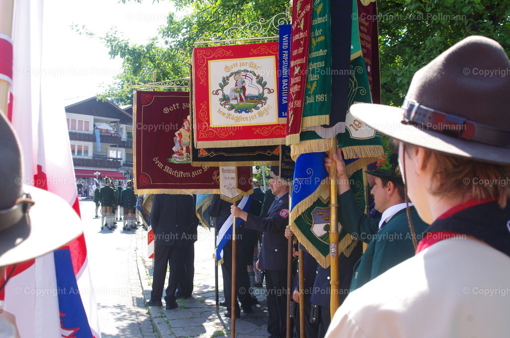 IMGP3919 | fotografiert von Axel PollmannLeonhardi Wallfahrt Benediktbeuern und Murnau, Fronleichnam, Fasching, Landschaft im Loisachtal und Benediktbeuern  - Realisiert mit Pictrs.com