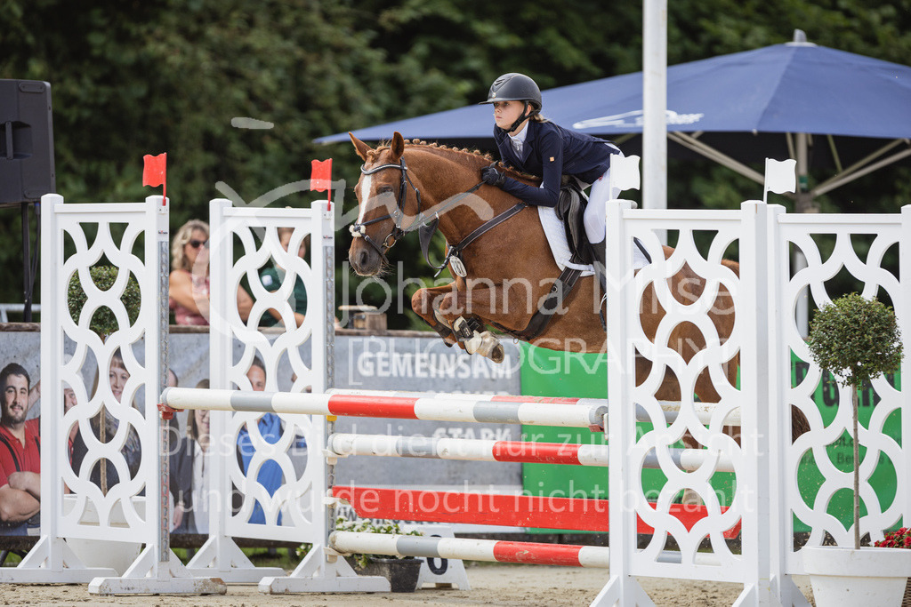 230729_BHO_PonyTrophy-587 | Deine schönsten Turniermomente als professionelle Fotos! Entdecke hochwertige Pferdesport-Fotografie im Online-Shop. Jetzt Fotos finden & bestellen!
