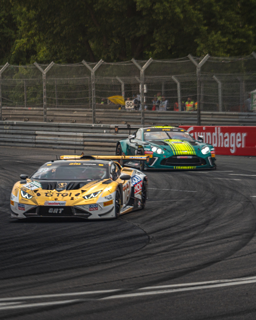 TXO05892 | Exklusive Motorsport-Fotografie aus Leipzig von TXO Media – für Rennfahrer, Teams & Sponsoren. Sausemuth liefert starke Bilder, die Emotion zeigen. Jetzt buchen & glänzen! - Realisiert mit Pictrs.com