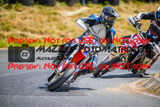 MaZZes_FotoMatrix_220529_8325 | Fotograf Mathias Schmid
Sportfotograf,
Eventfotograf,
Hochzeitsfotograf,
Portraitfotograf