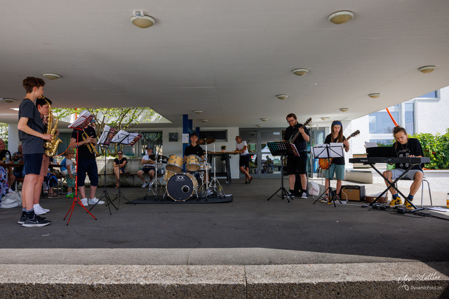 IMG_2022_06_18_0019321 | Professionelle Fotografen für Portrait-, Produkt-, Beauty -, Fashion-, kommerzielle - u. Hochzeitsfotografie sowie für Veranstaltungen. Lokal vor Ort oder in lokalen Studios.